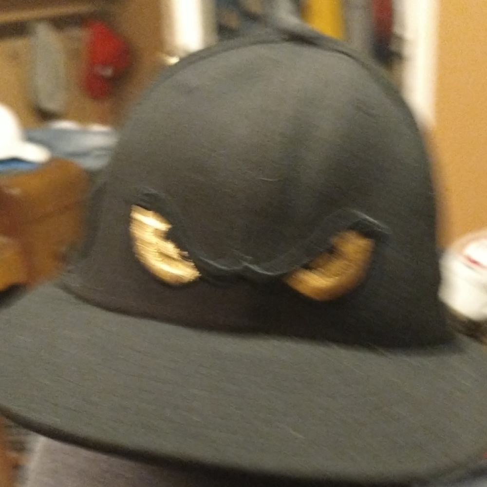 Black and Gold Men's Cap